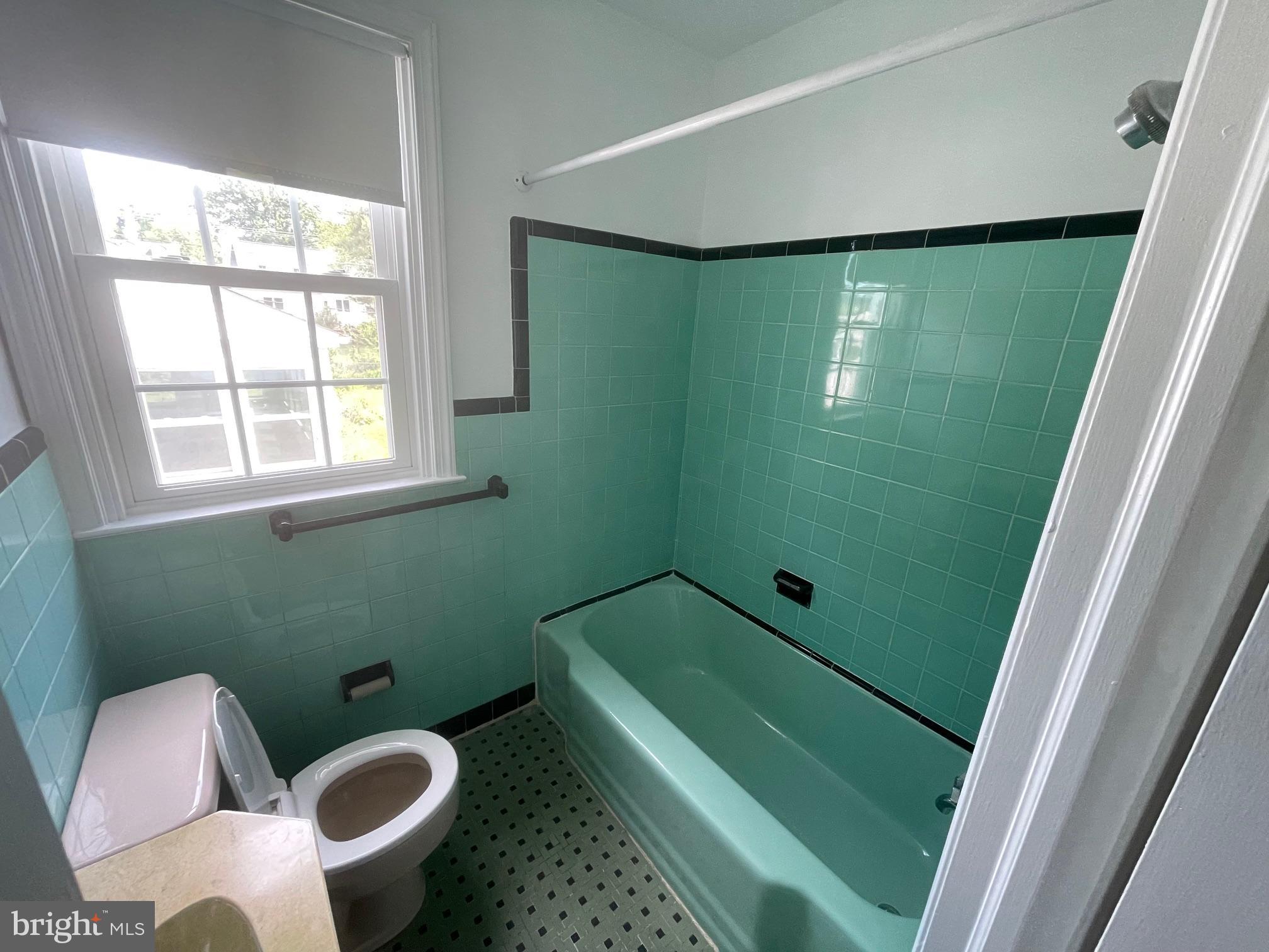 1123 CUMBERLAND ROAD