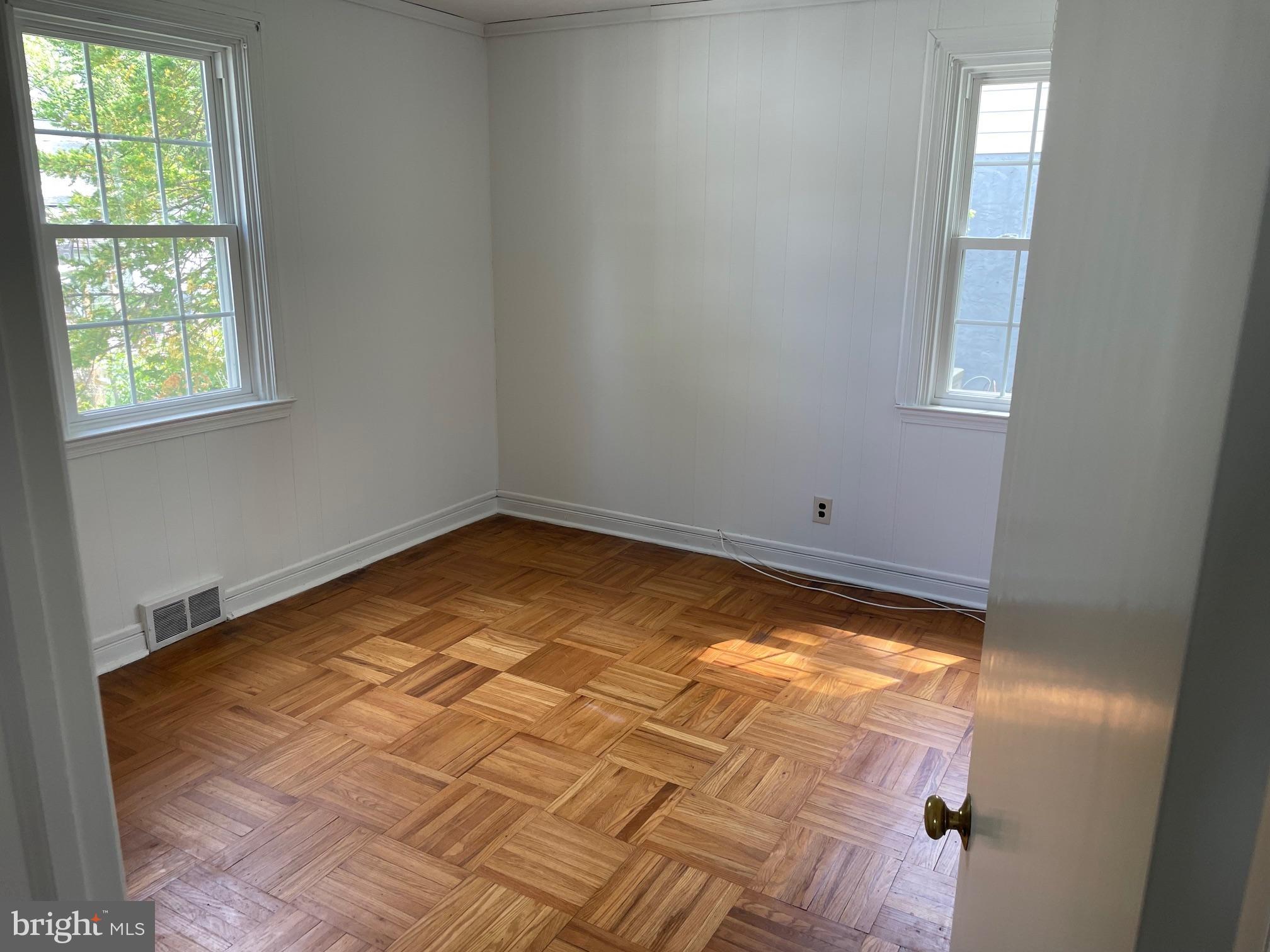 1123 CUMBERLAND ROAD