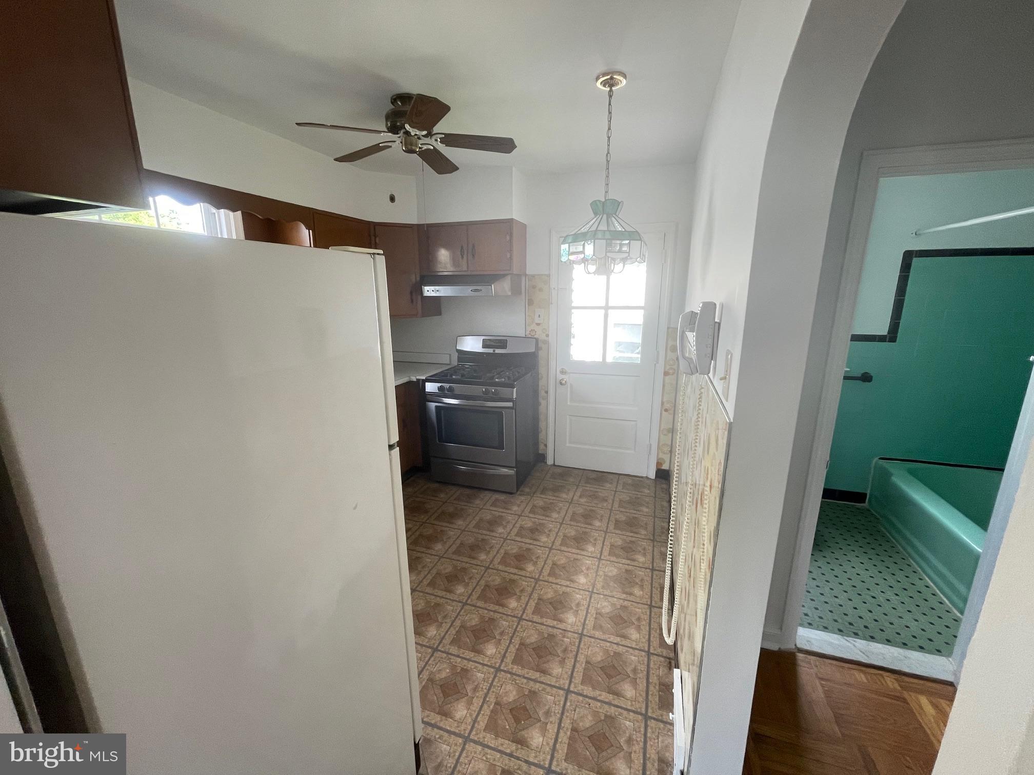 1123 CUMBERLAND ROAD