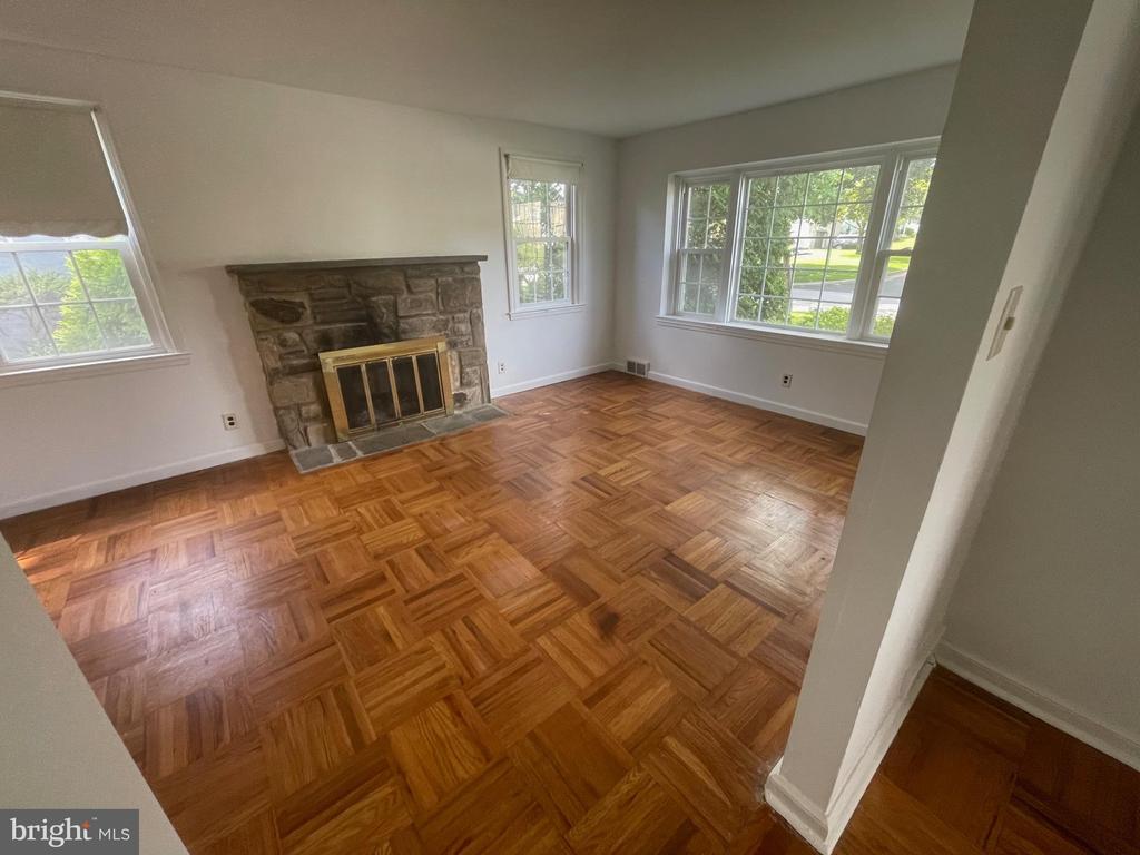 1123 CUMBERLAND ROAD