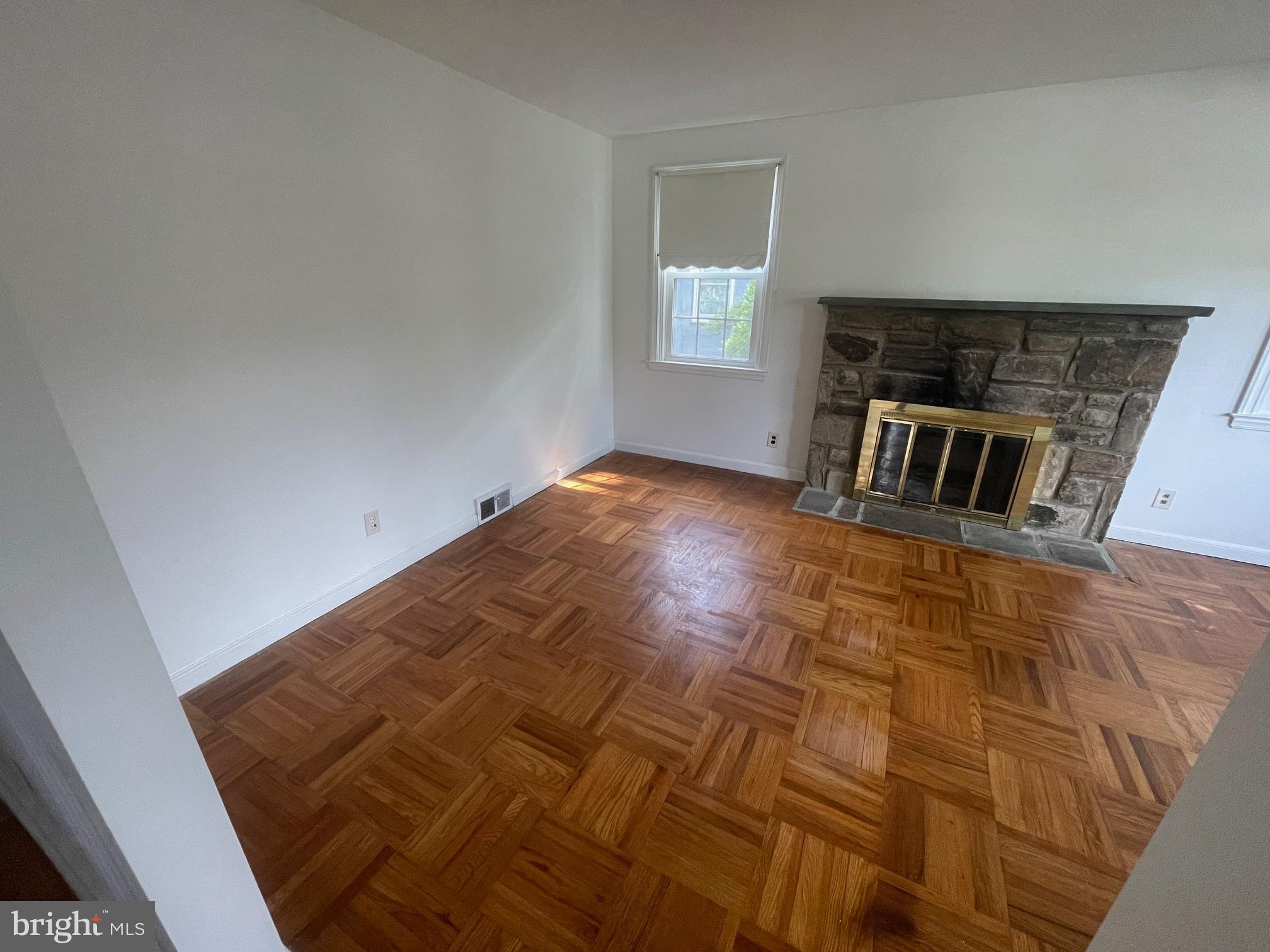 1123 CUMBERLAND ROAD