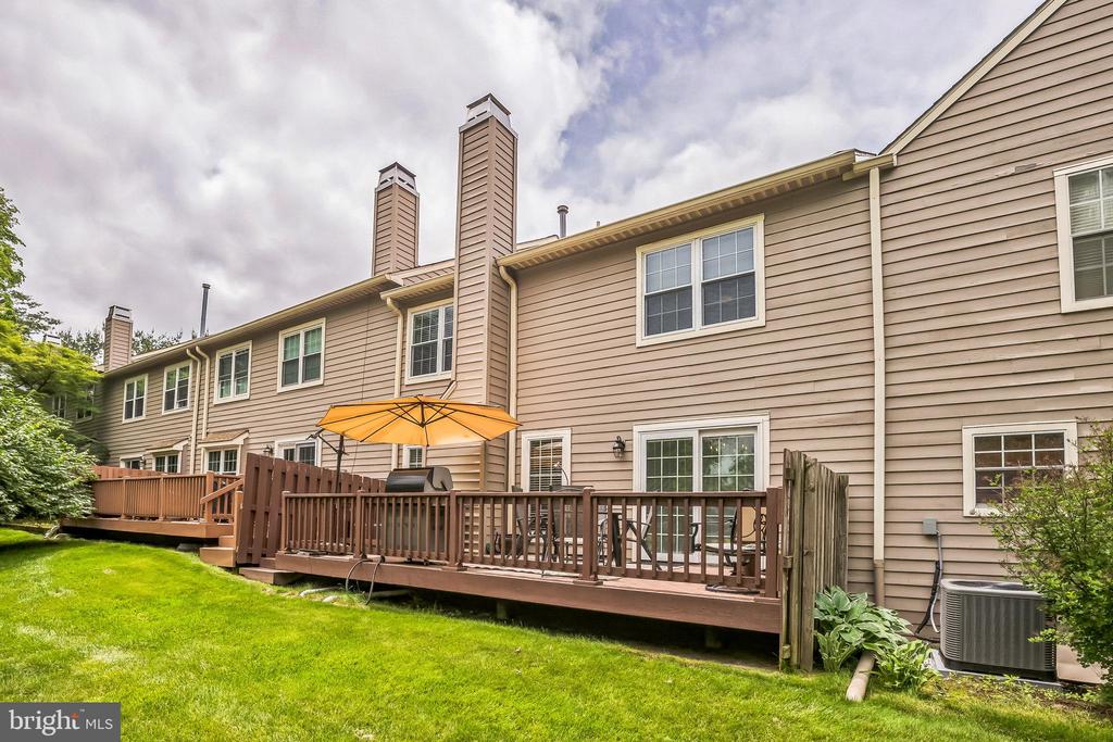 247 Copper Beech Dr