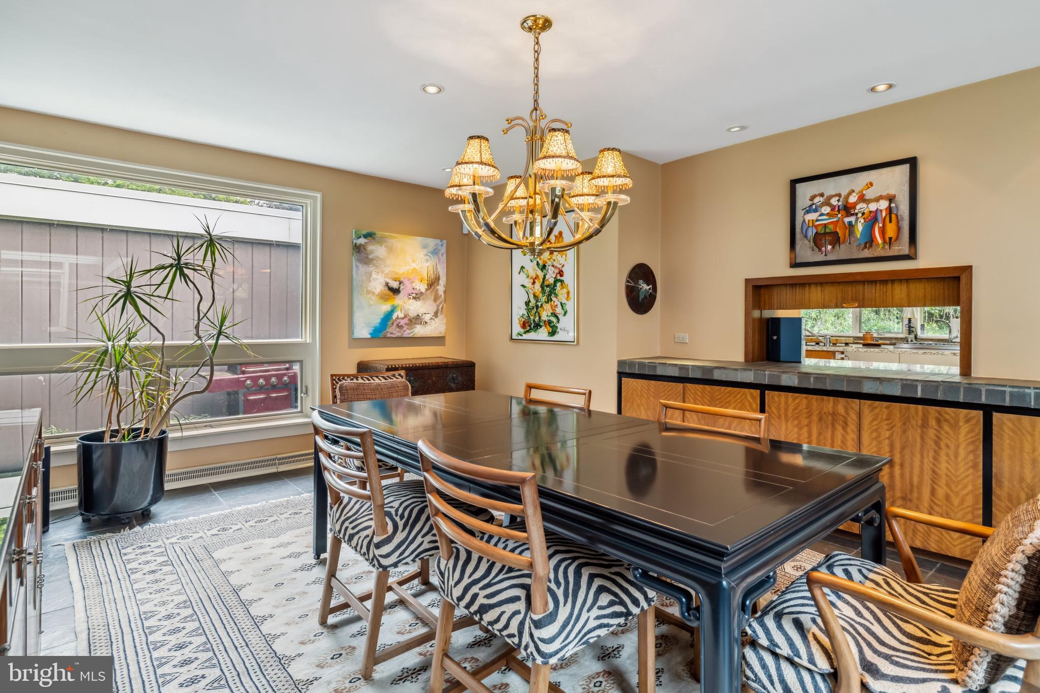 906 FROG HOLLOW TERRACE