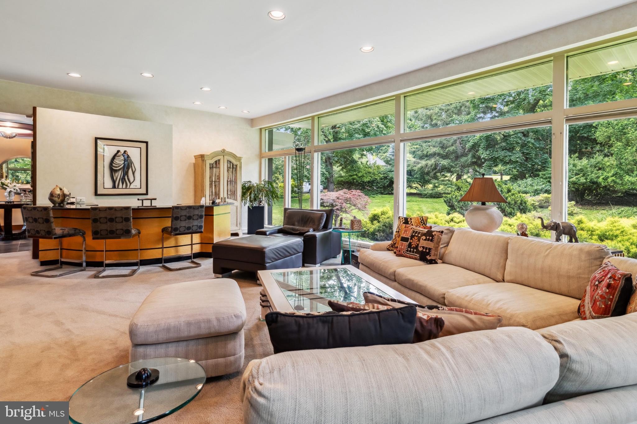 906 FROG HOLLOW TERRACE