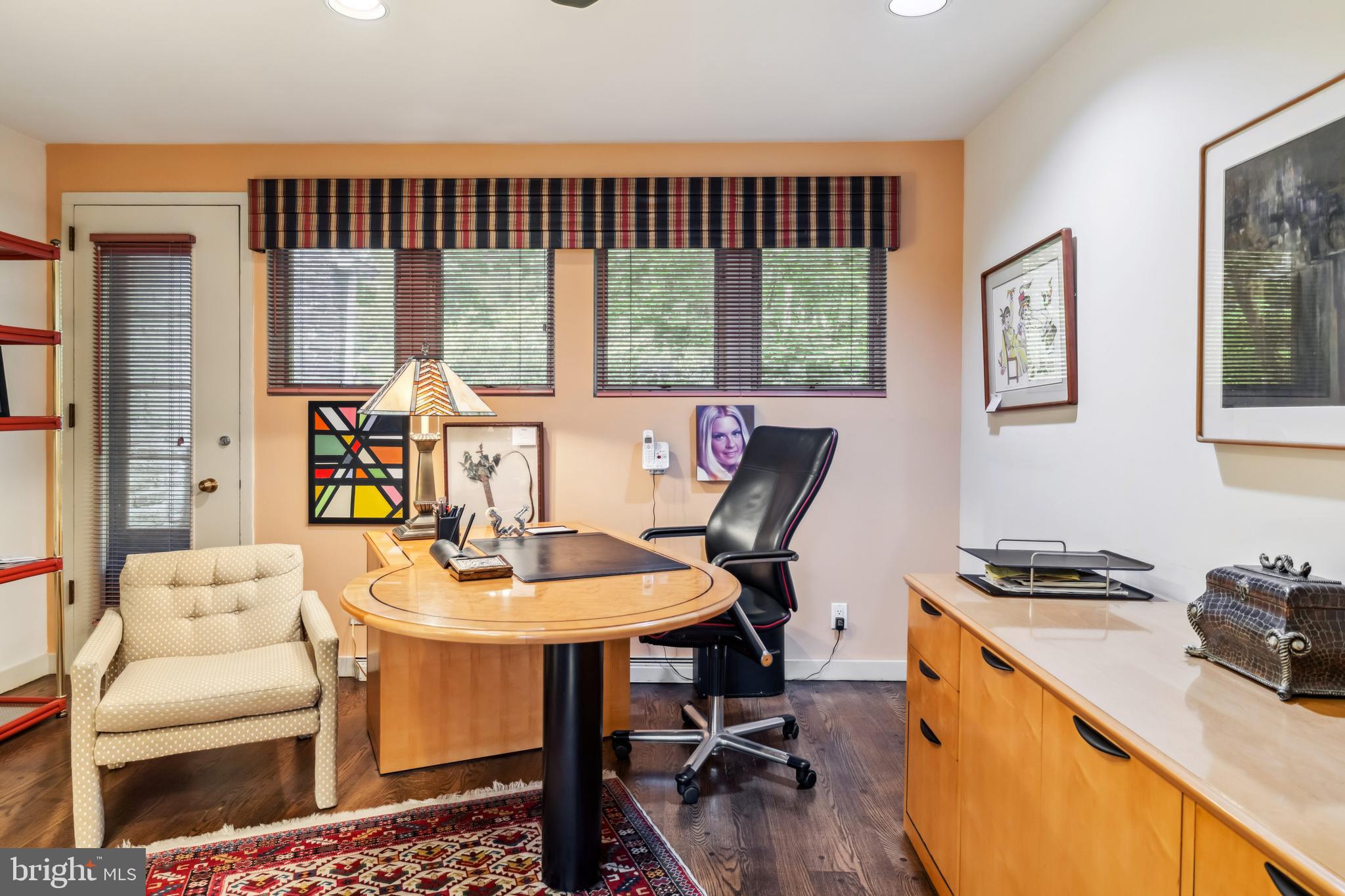 906 FROG HOLLOW TERRACE