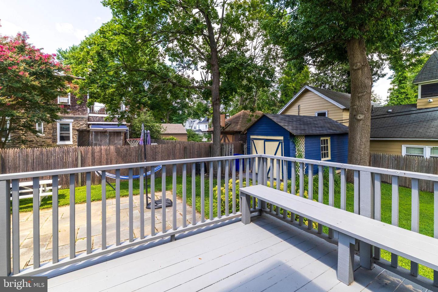 1107 Stratford Ave
