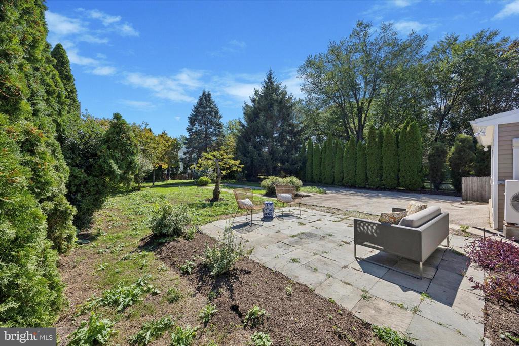 26 MCCLOSKEY RD