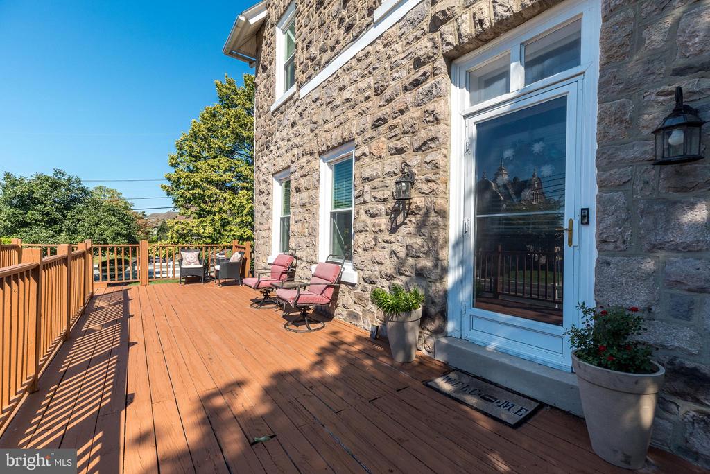 401 HIGHLAND AVENUE