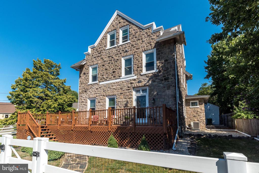 401 HIGHLAND AVENUE