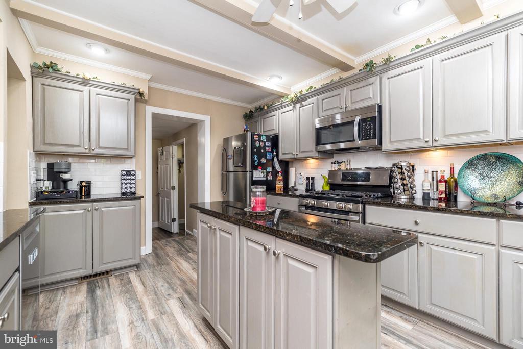 401 HIGHLAND AVENUE