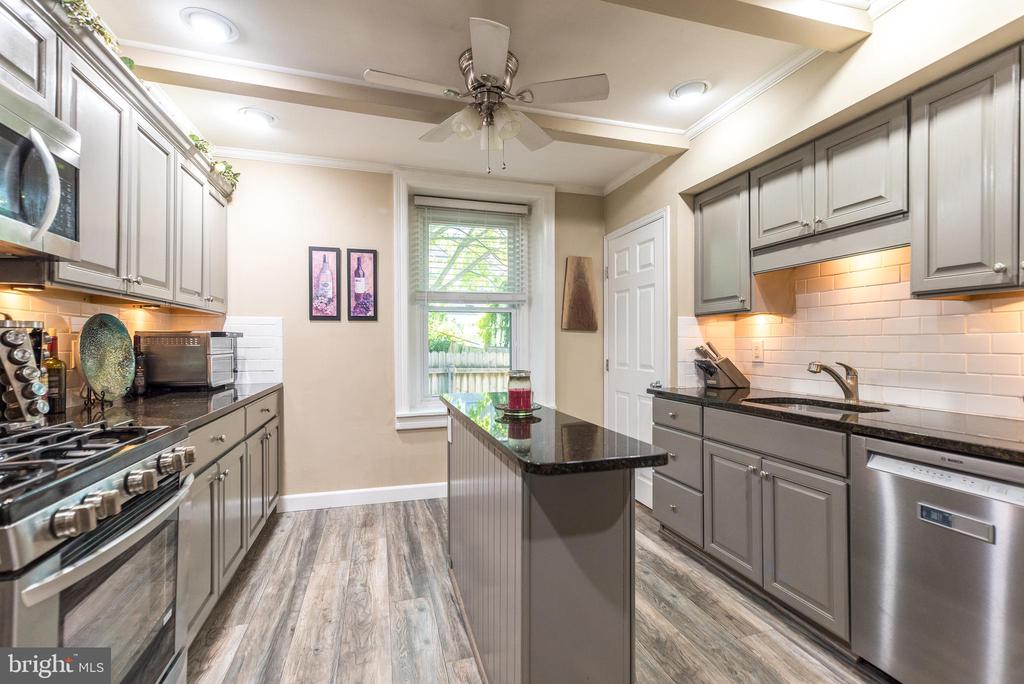401 HIGHLAND AVENUE