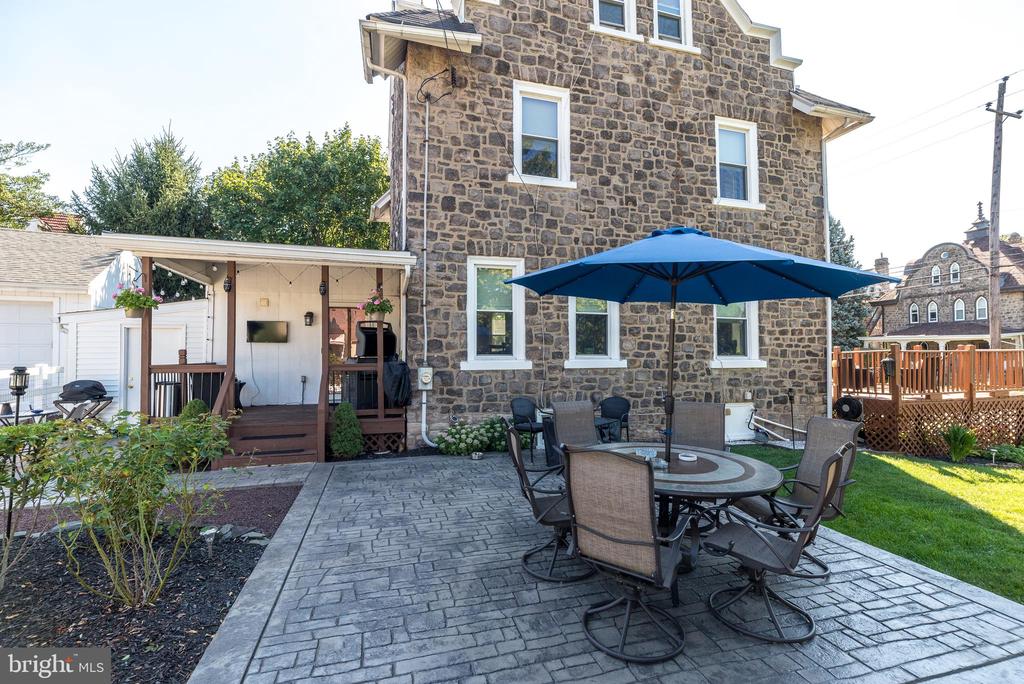 401 HIGHLAND AVENUE