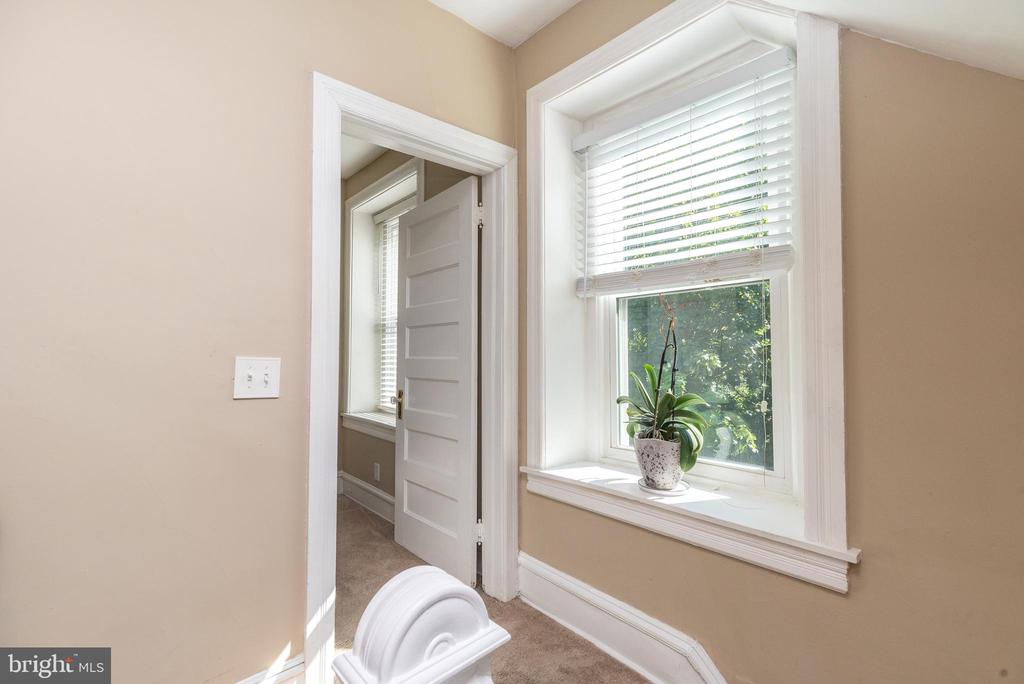 401 HIGHLAND AVENUE