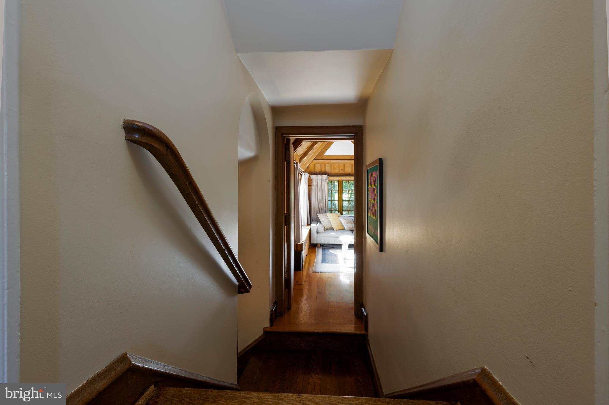 8202 FAIRVIEW ROAD