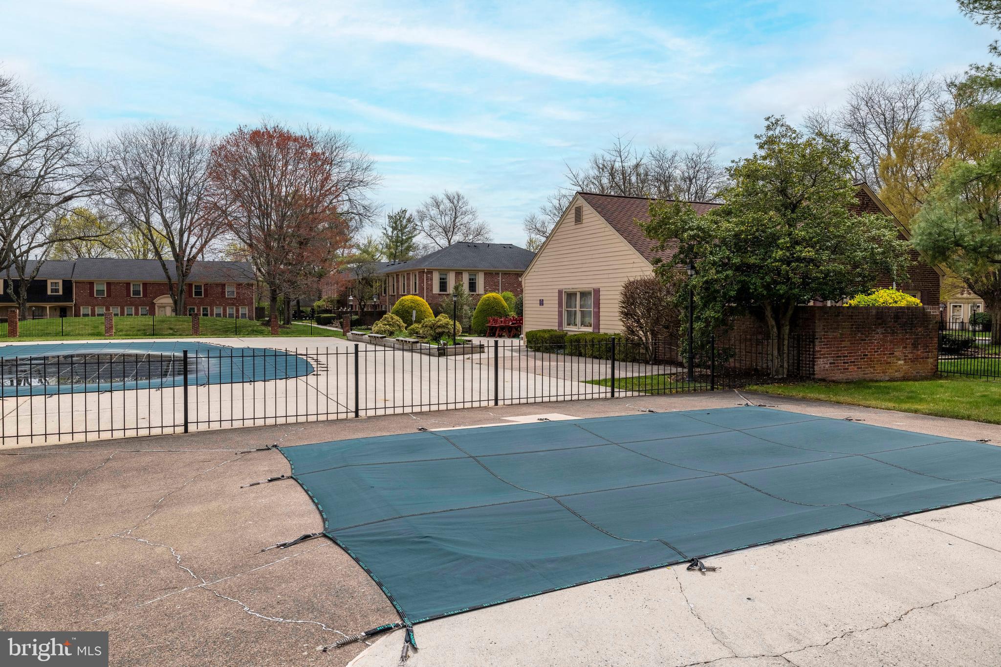 124 MACKLENBURG DRIVE