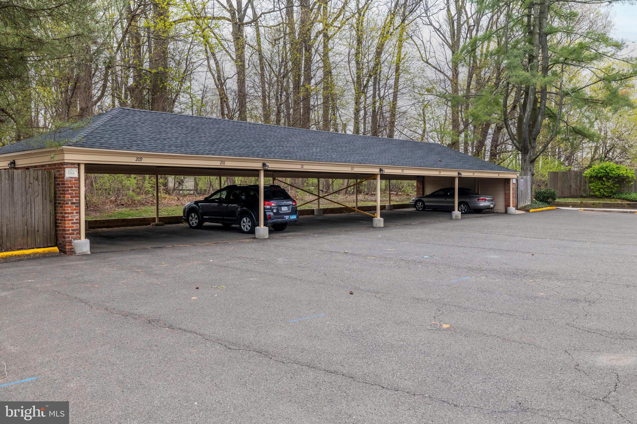124 MACKLENBURG DRIVE