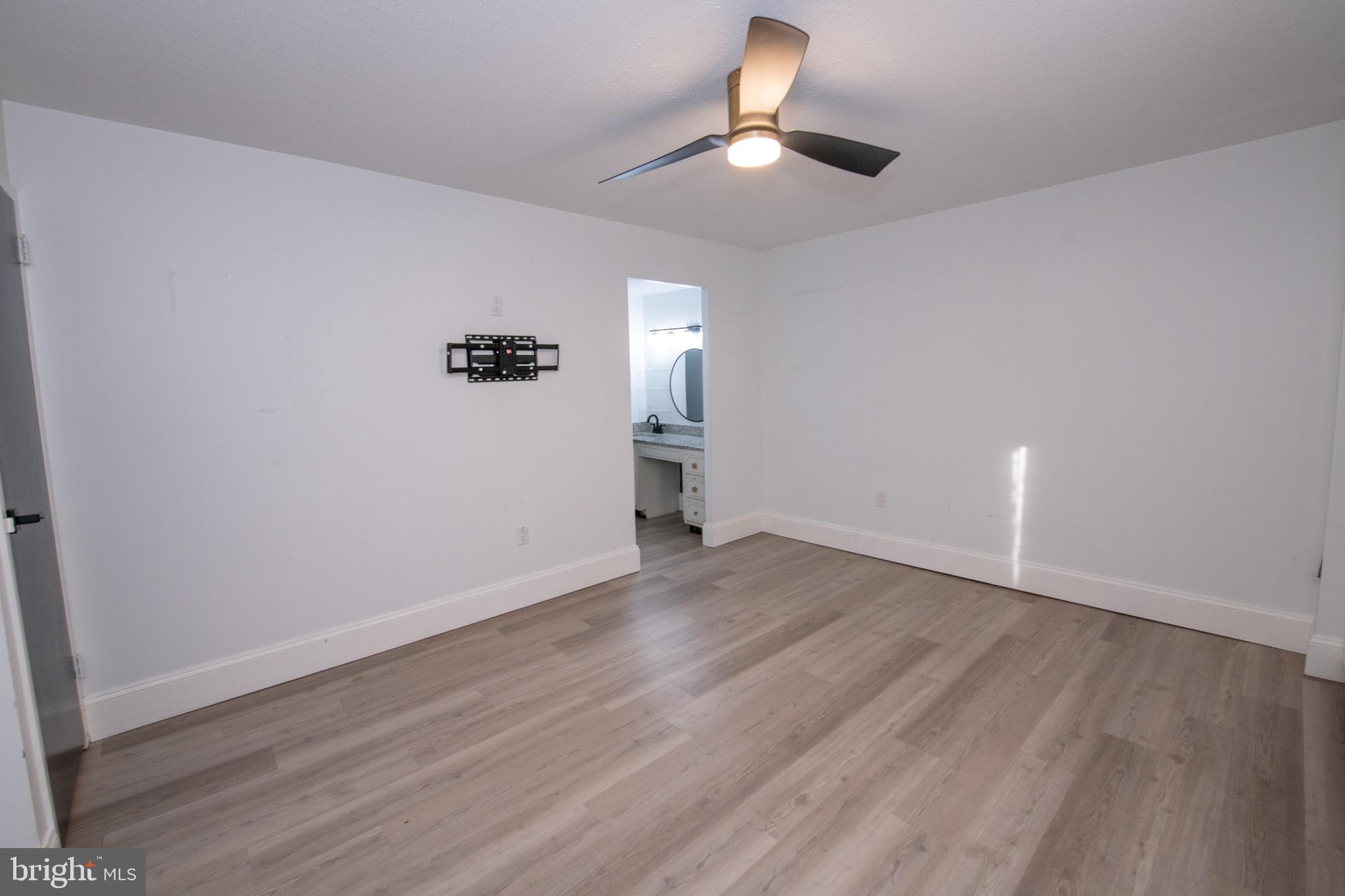 100 WEST AVENUE 206-S