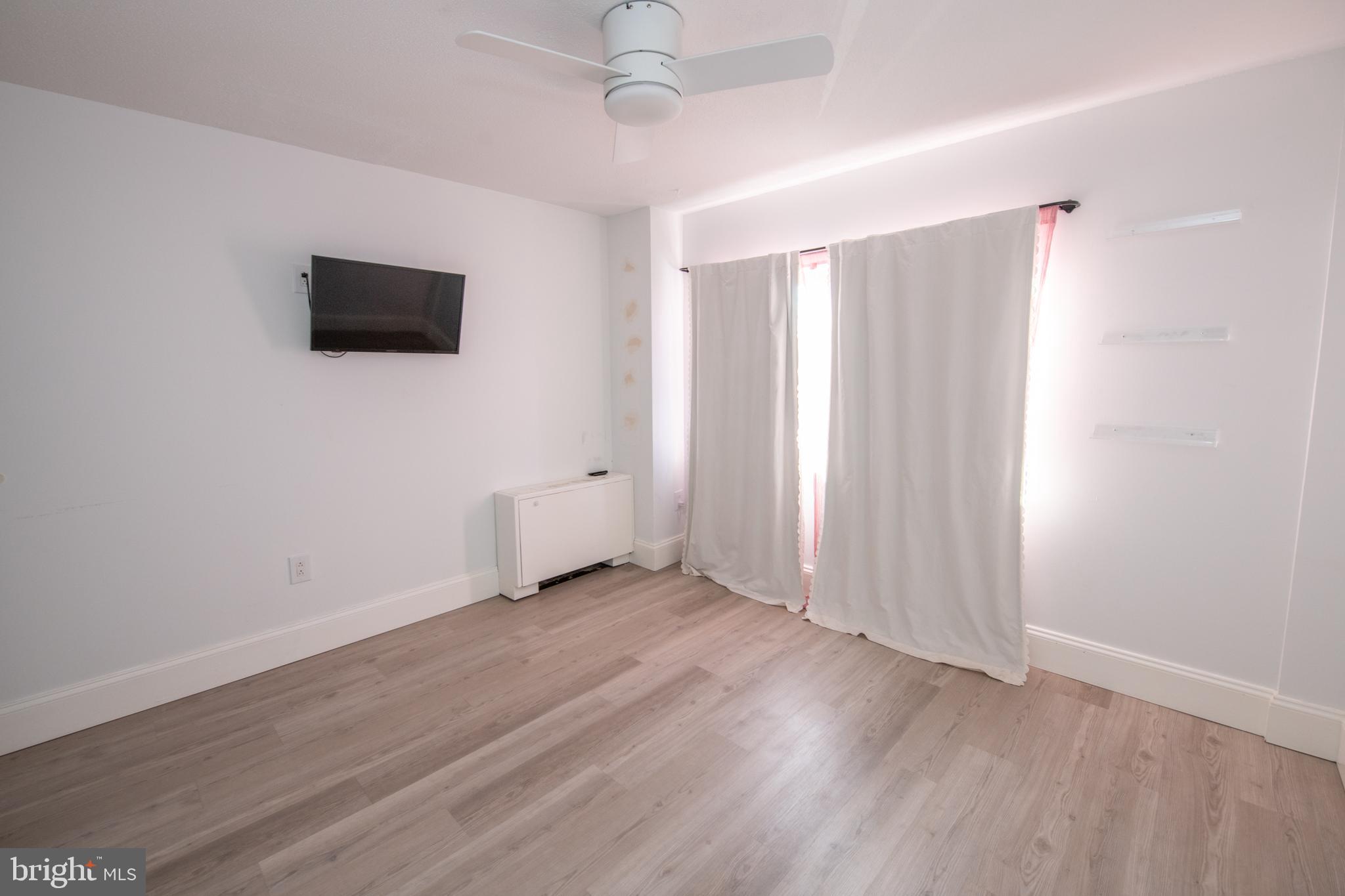 100 WEST AVENUE 206-S