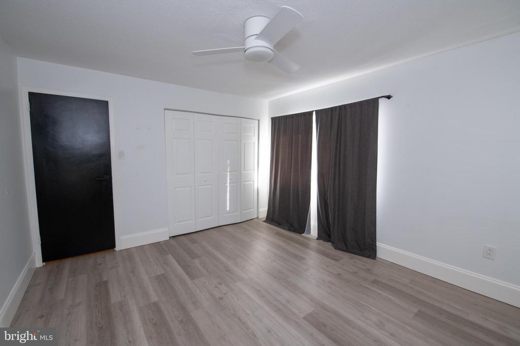 100 WEST AVENUE 206-S