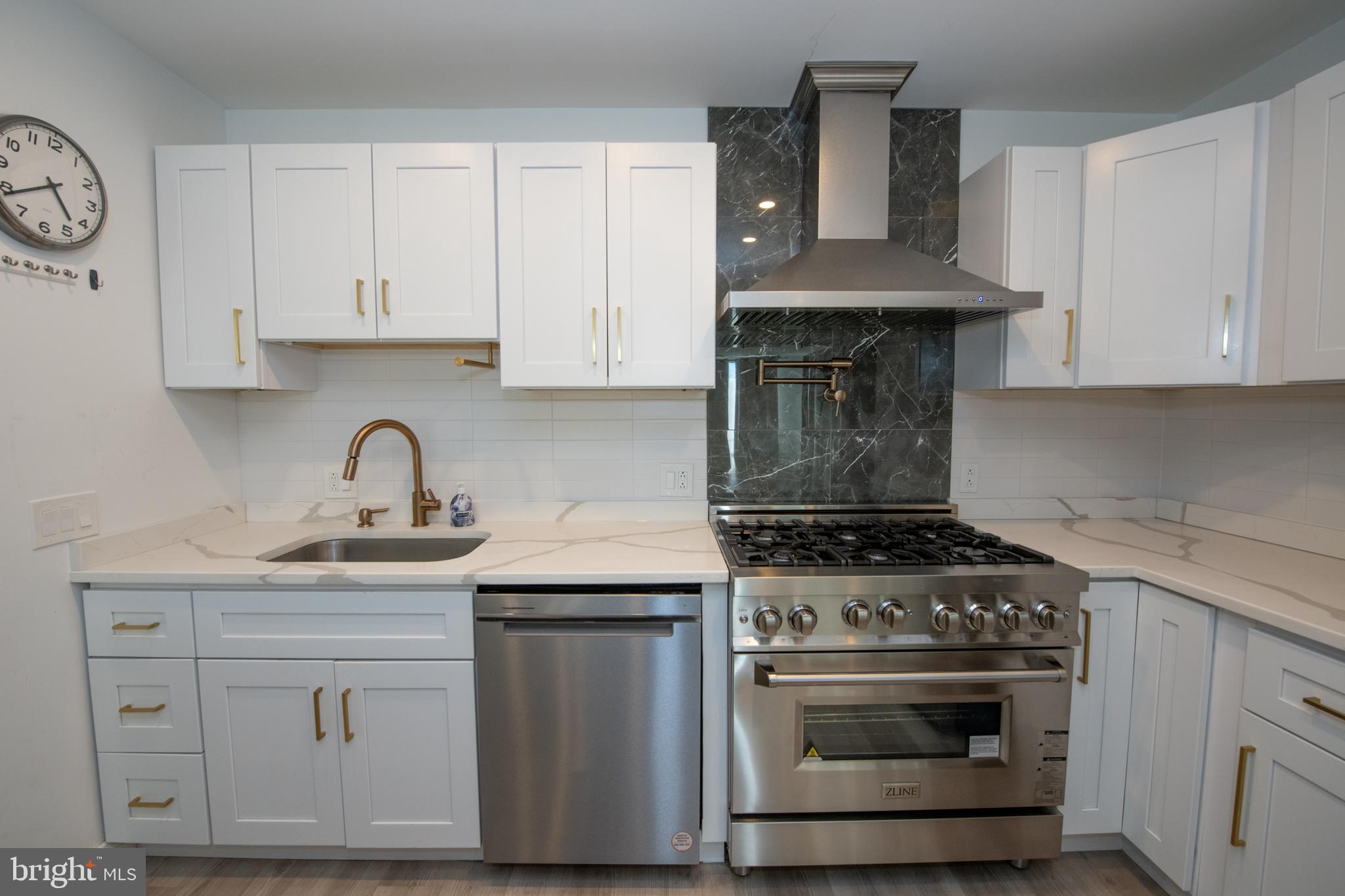 100 WEST AVENUE 206-S