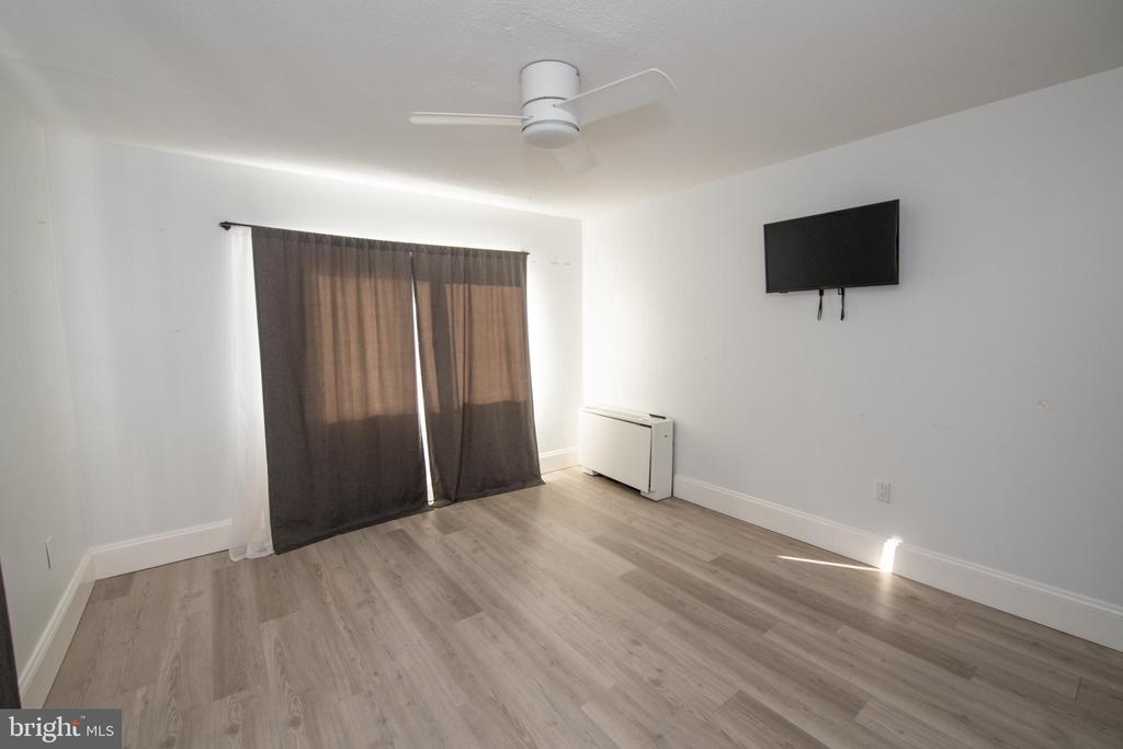 100 WEST AVENUE 206-S
