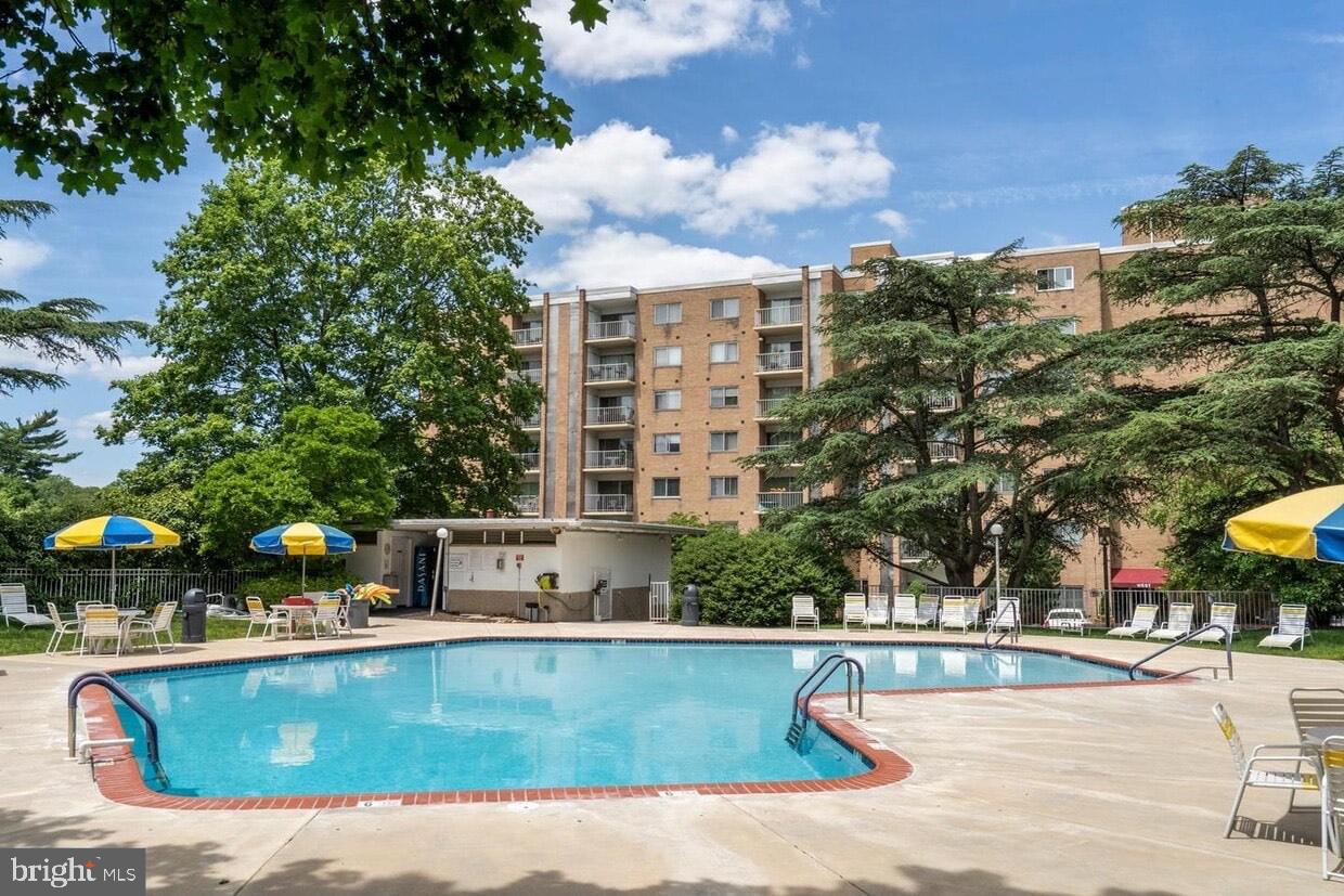 100 WEST AVENUE 206-S