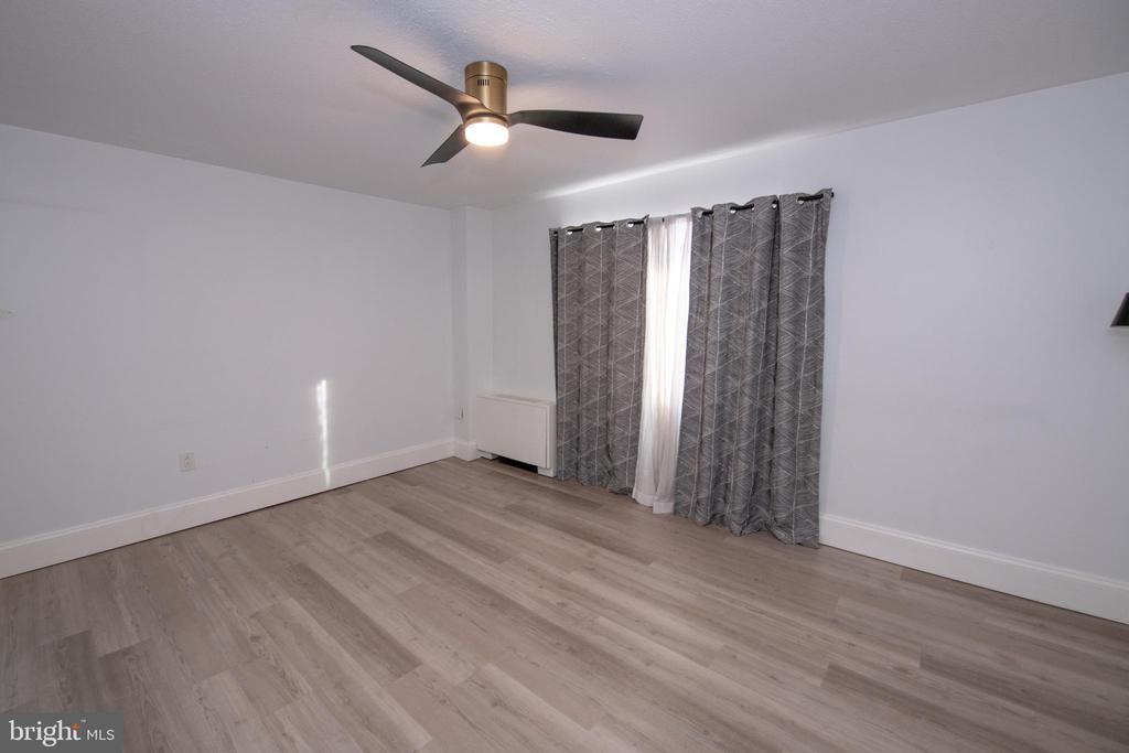 100 WEST AVENUE 206-S