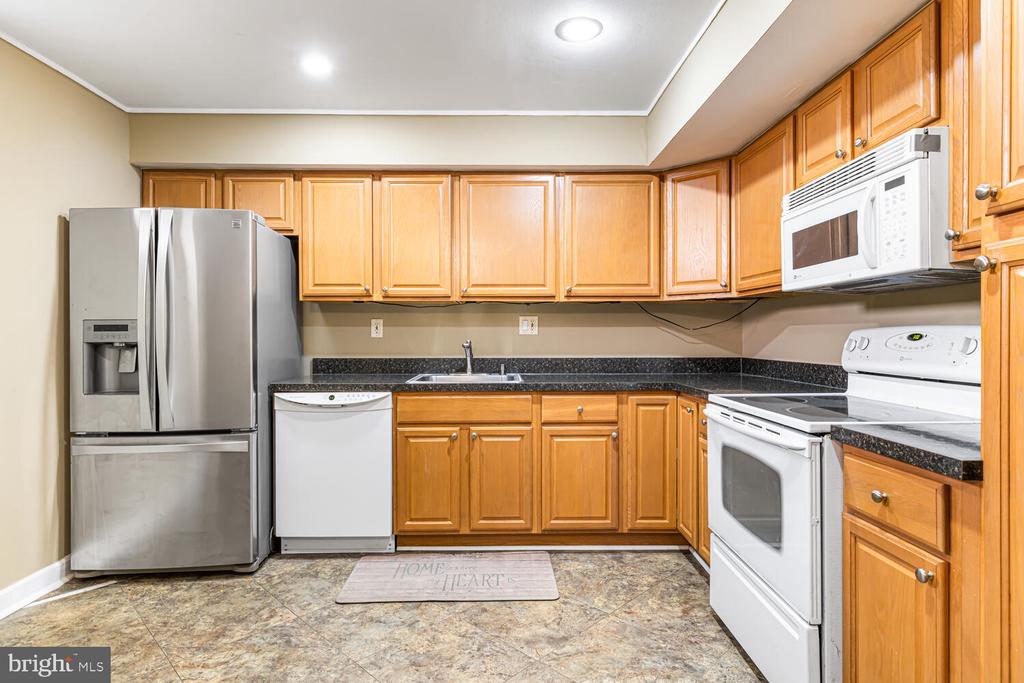 515 N YORK ROAD 1C