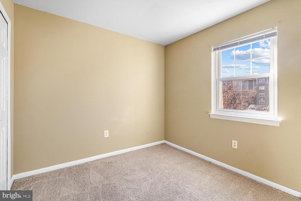 515 N YORK ROAD 1C