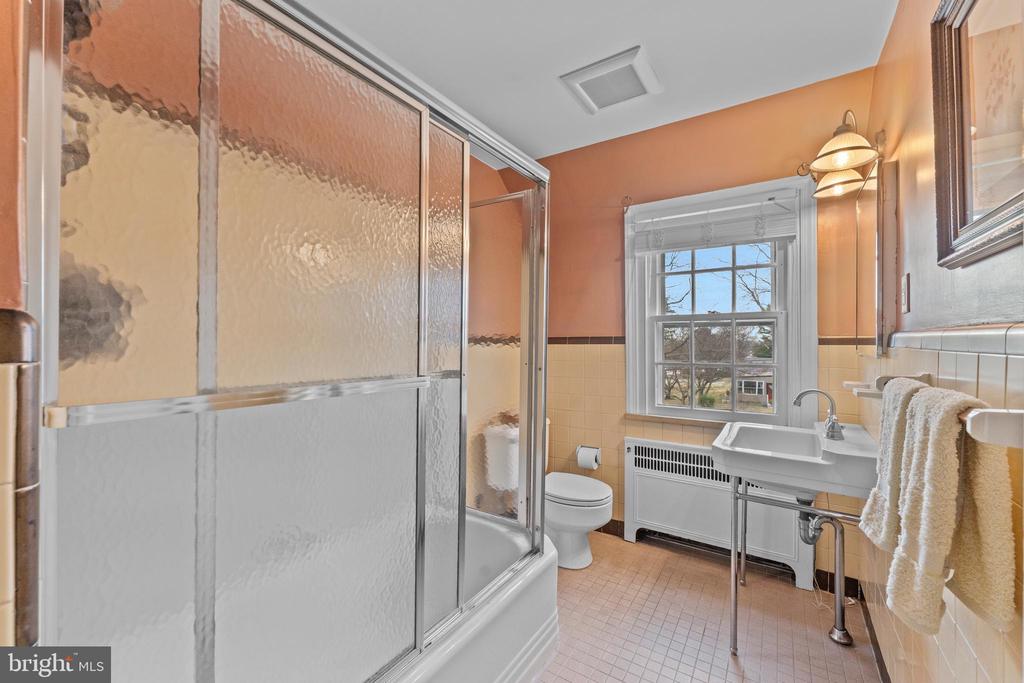 505 STATION AVENUE
