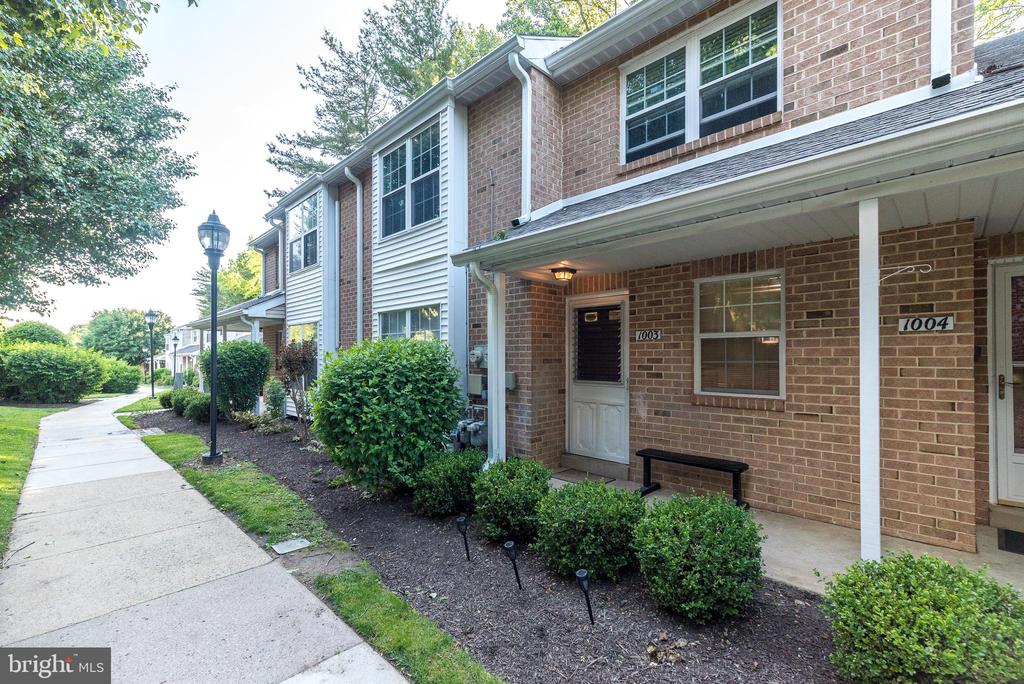 1003 VALLEY GLEN ROAD Unit: 236