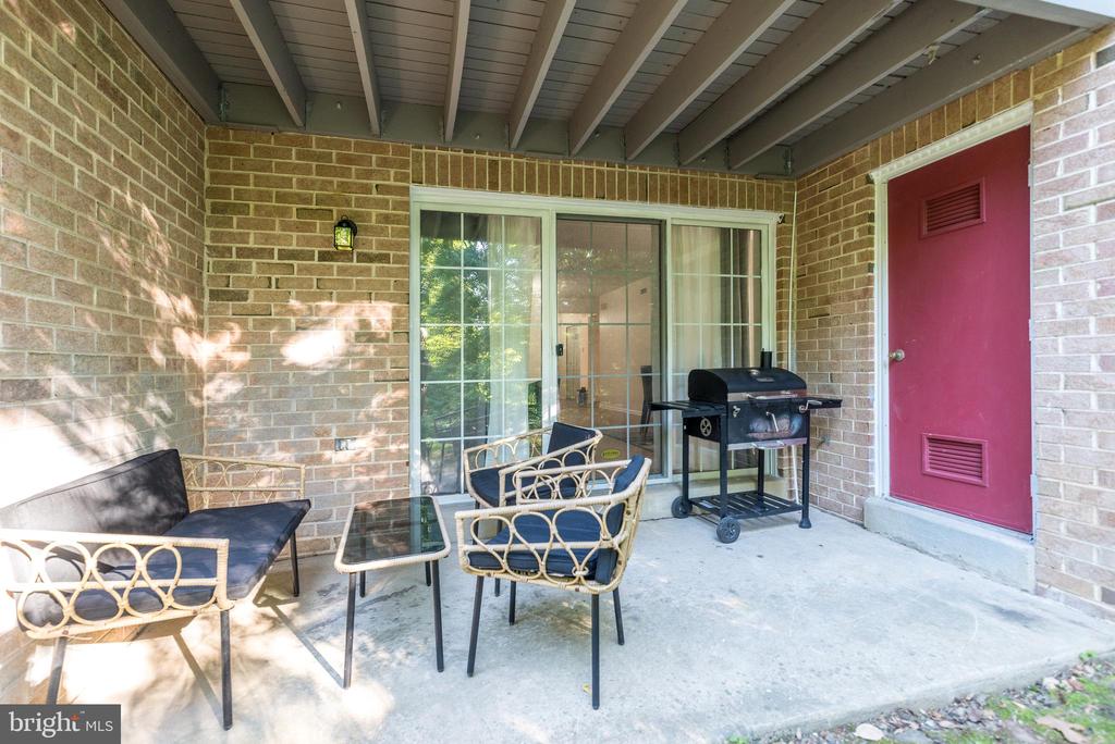 1003 VALLEY GLEN ROAD Unit: 236