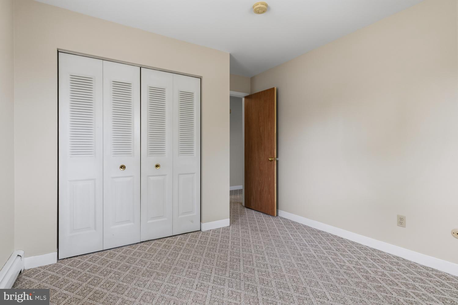 429 EDGEMONT AVENUE 3