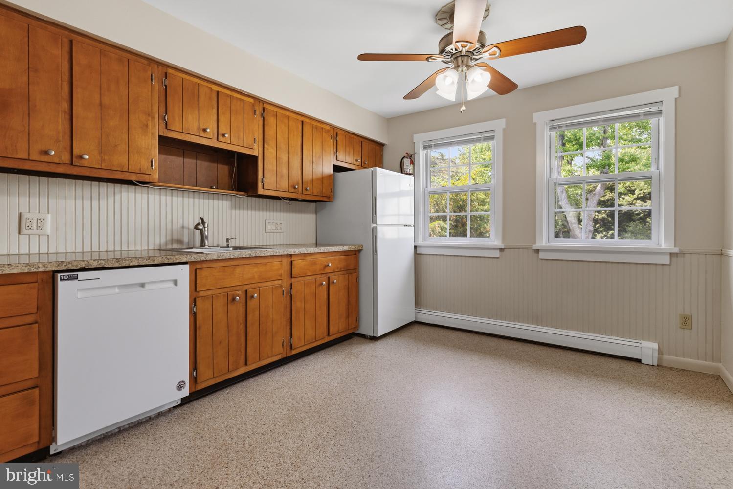 429 EDGEMONT AVENUE 3
