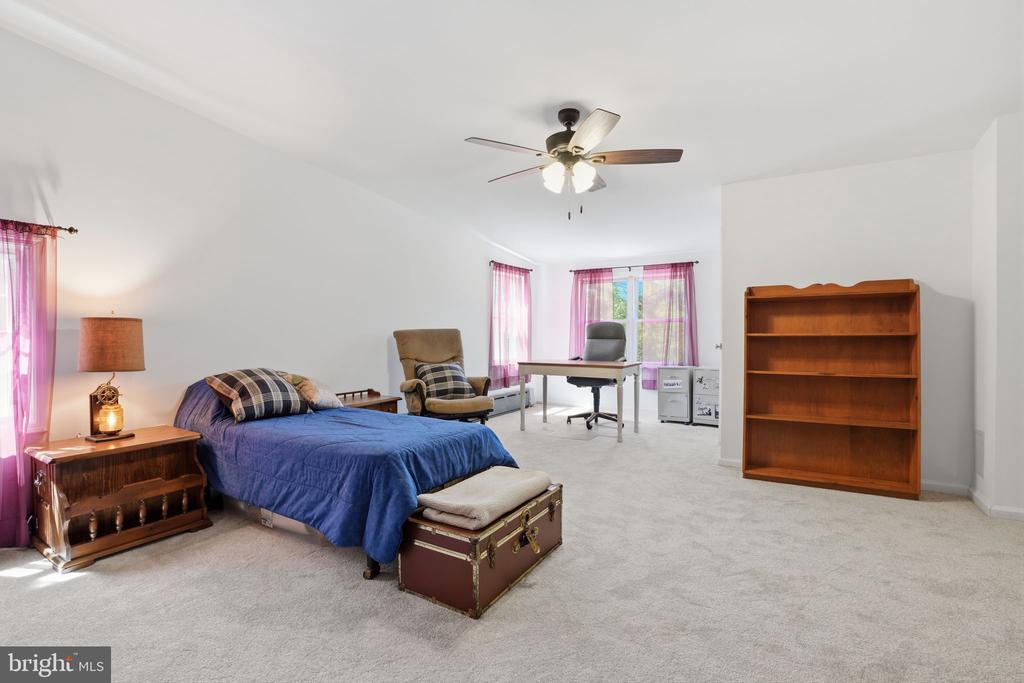 843 ELKINS AVENUE