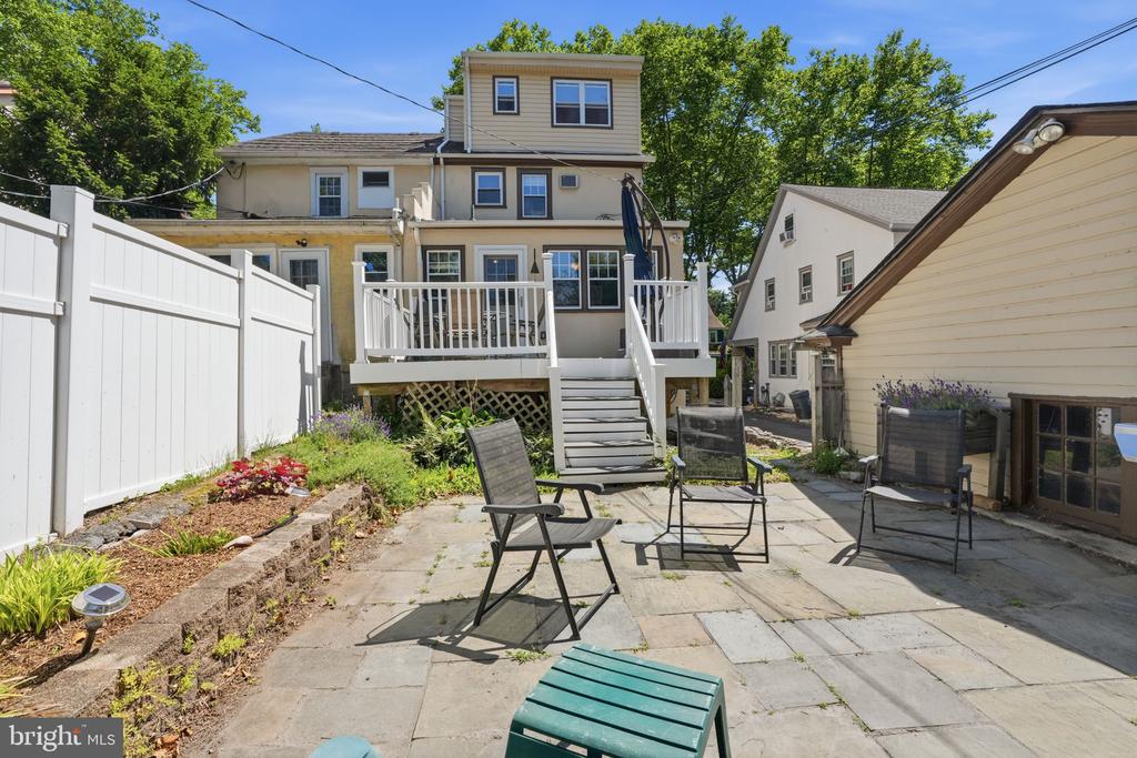 843 ELKINS AVENUE