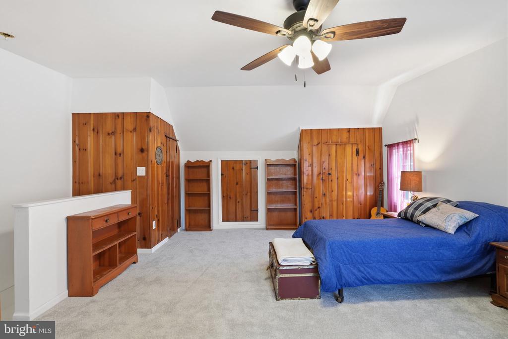 843 ELKINS AVENUE
