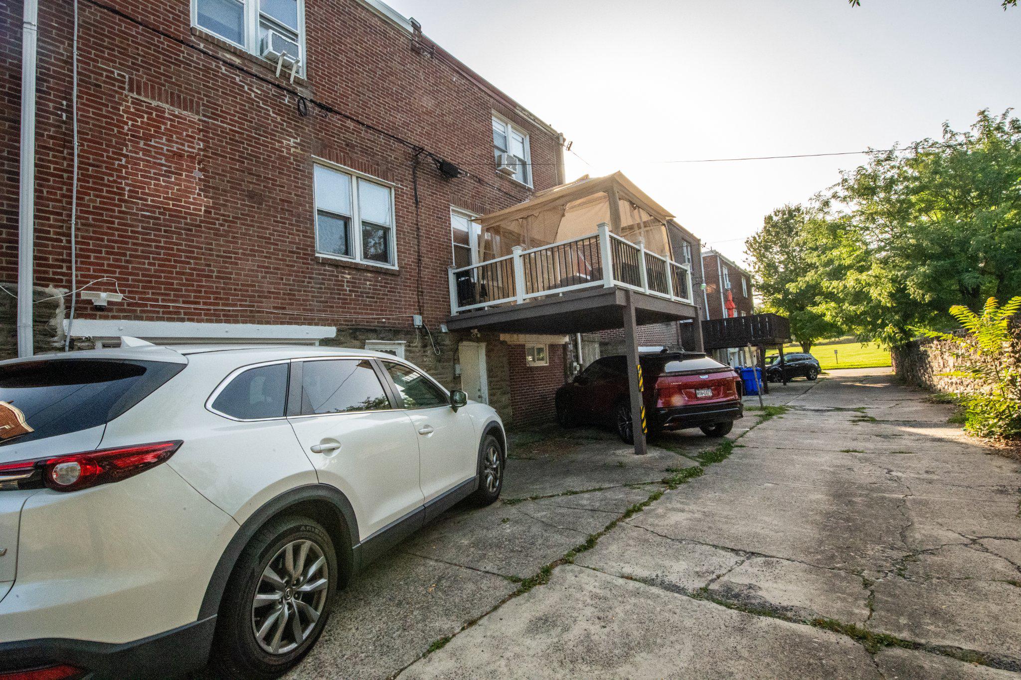 1821 ERLEN RD