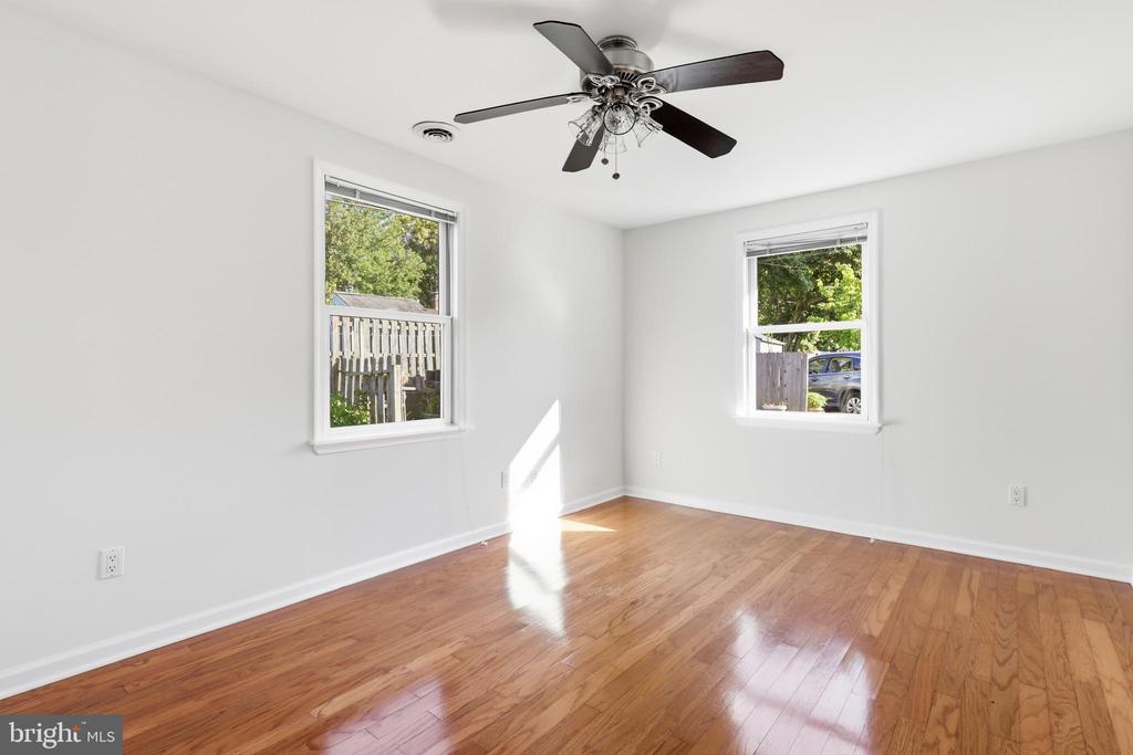 31 WYNDMOOR DRIVE