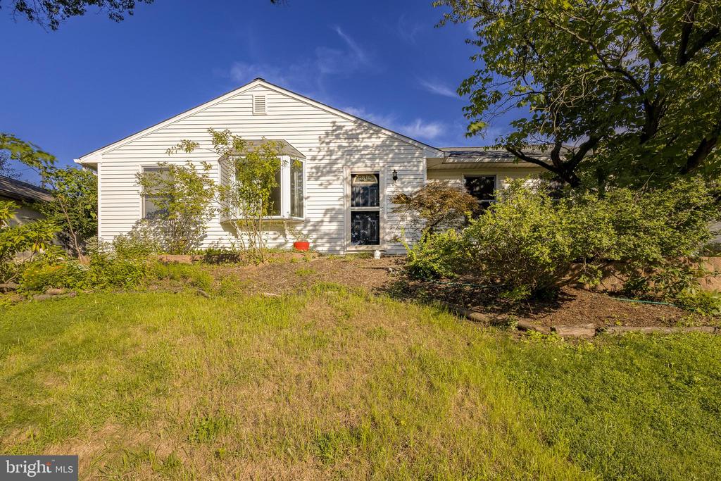 31 WYNDMOOR DRIVE