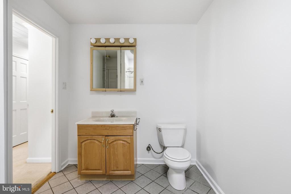 31 WYNDMOOR DRIVE
