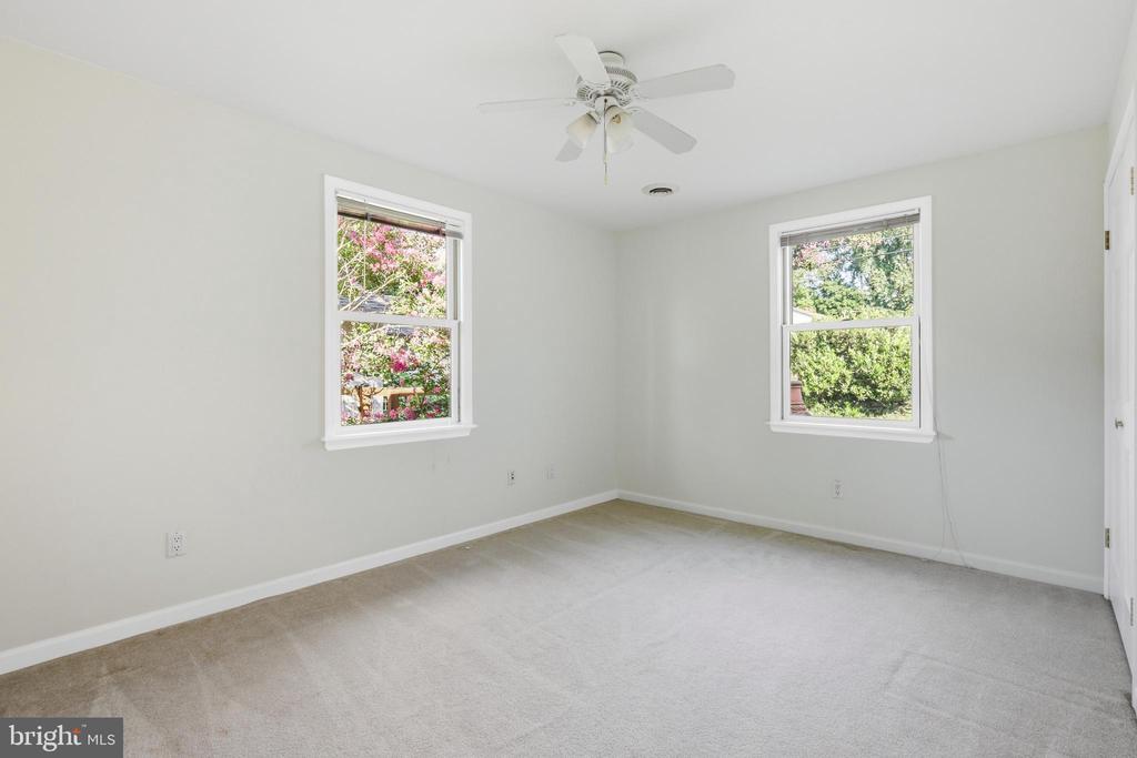 31 WYNDMOOR DRIVE