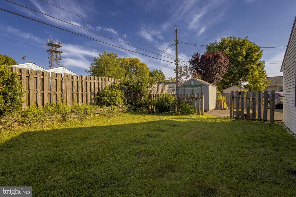 31 WYNDMOOR DRIVE