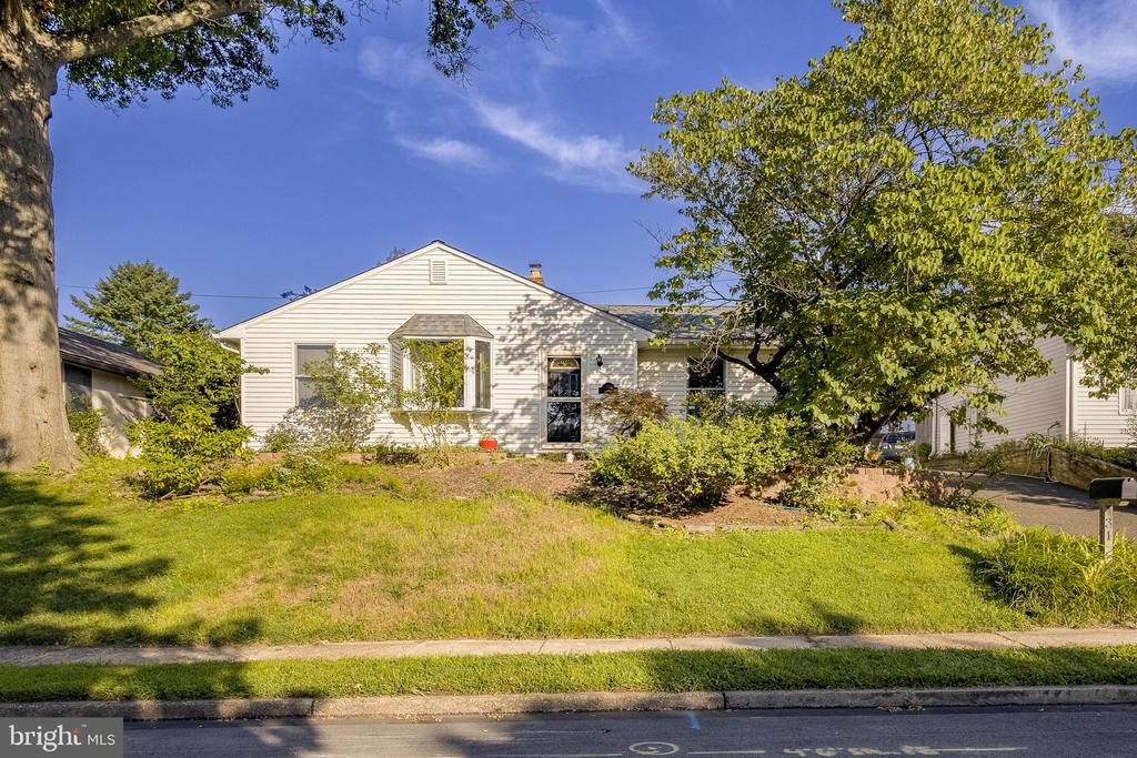 31 WYNDMOOR DRIVE