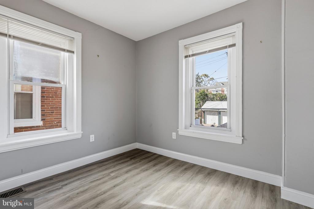 625 KOHN STREET
