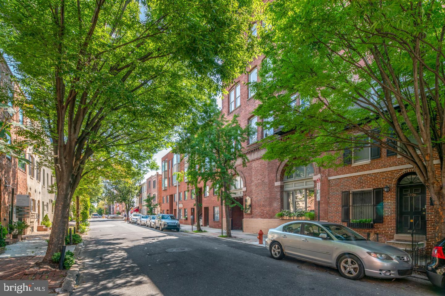 1720-22 Lombard St #305