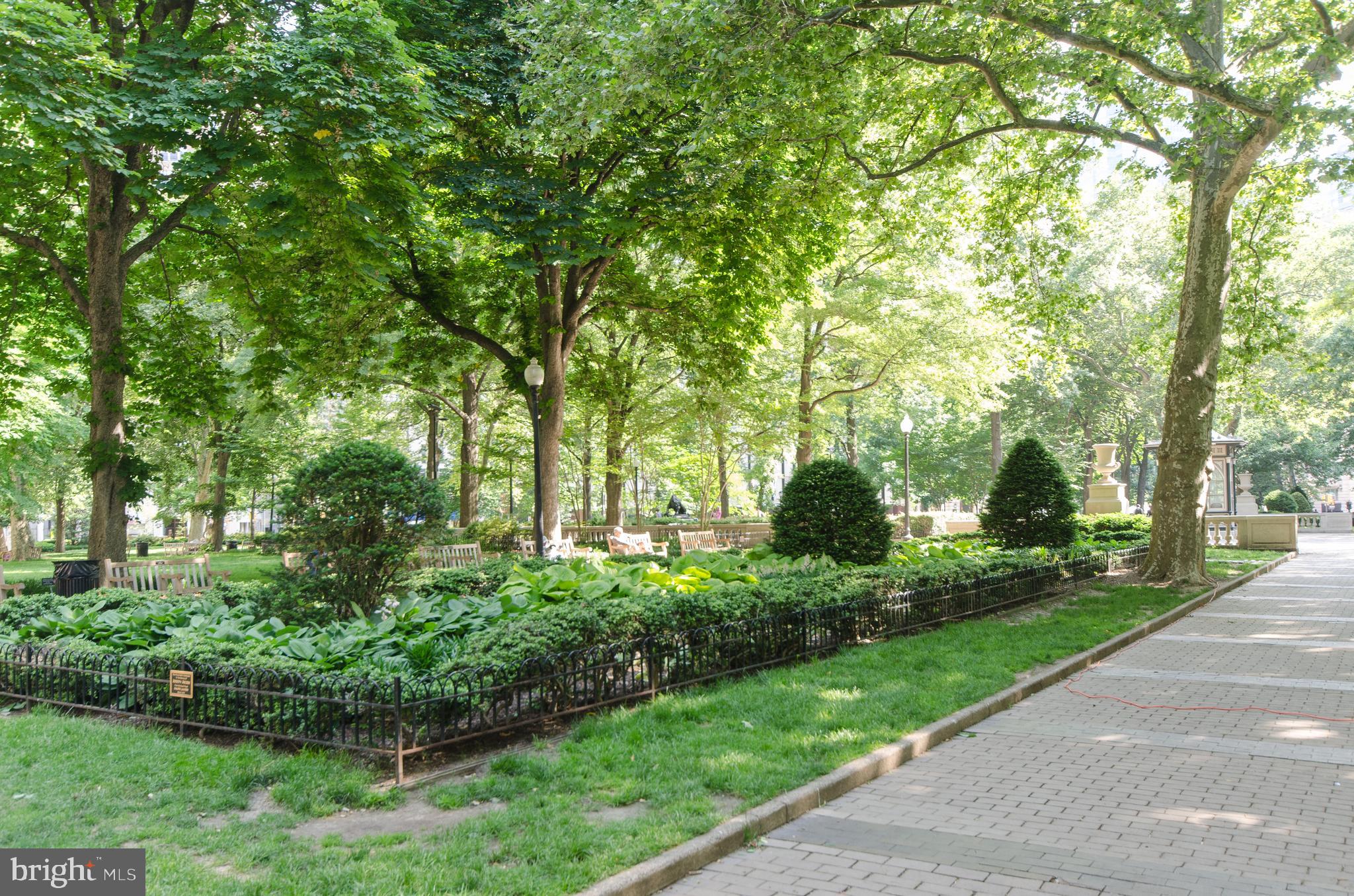 224-30 W Rittenhouse Sq #1809