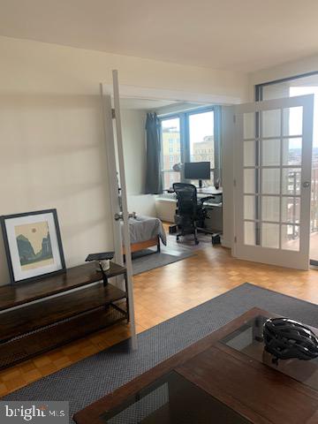 224-30 W Rittenhouse Sq #1809