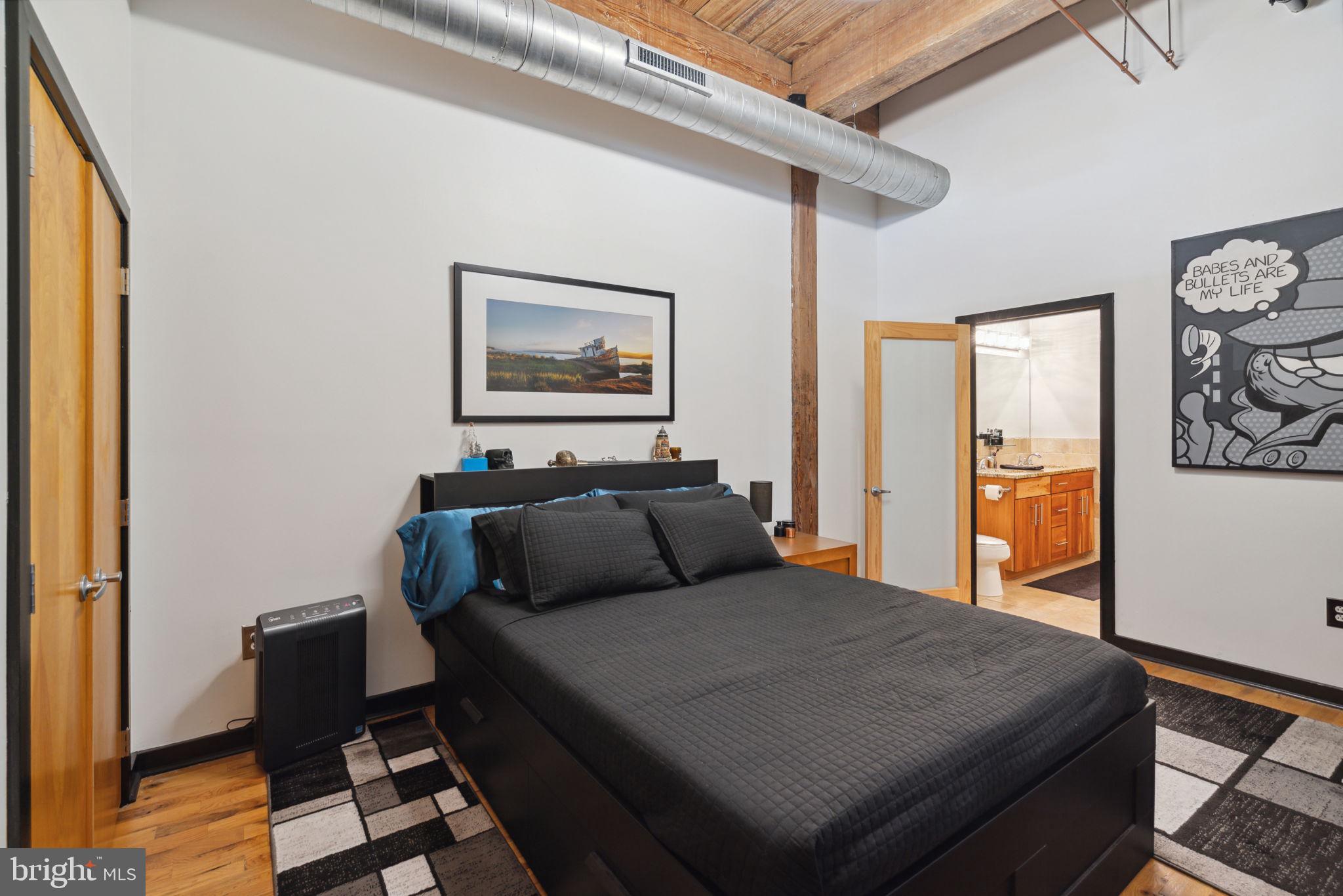 1524 N Hancock St #402