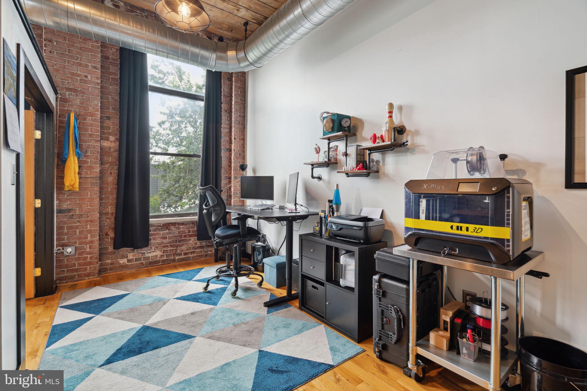 1524 N Hancock St #402